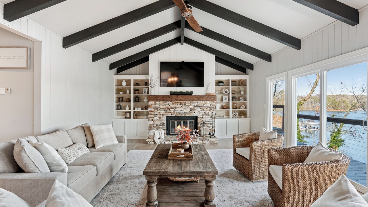 Photo of Livingroom in Gainesville