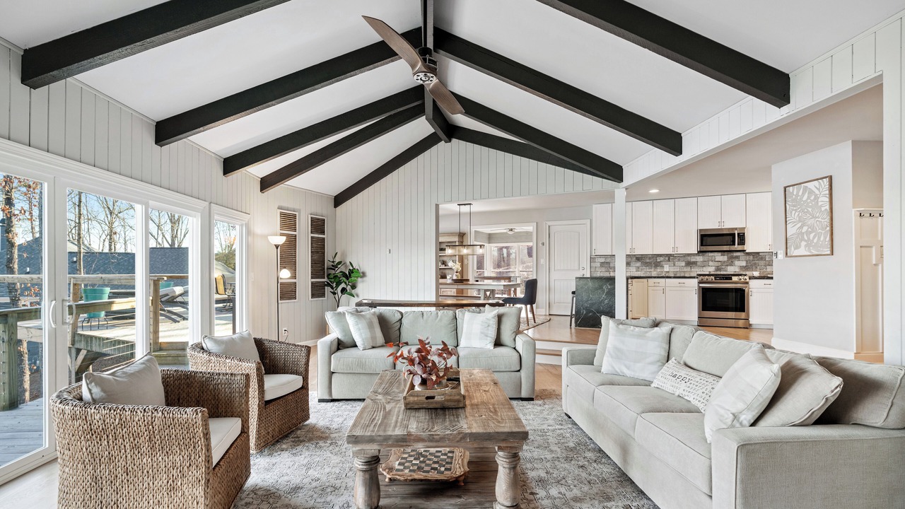 Photo of Livingroom in Gainesville