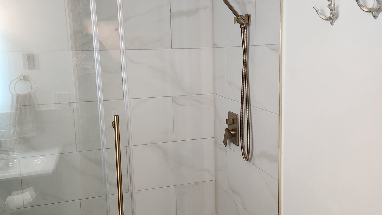 Photo of Bathroom in Martin