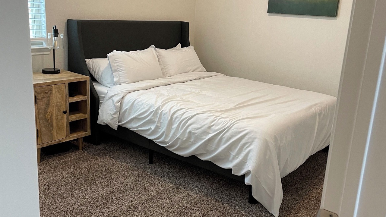 Photo of Bedroom in Lincoln Park
