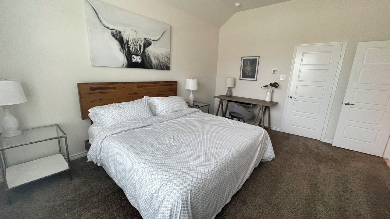 Photo of Bedroom in Lincoln Park