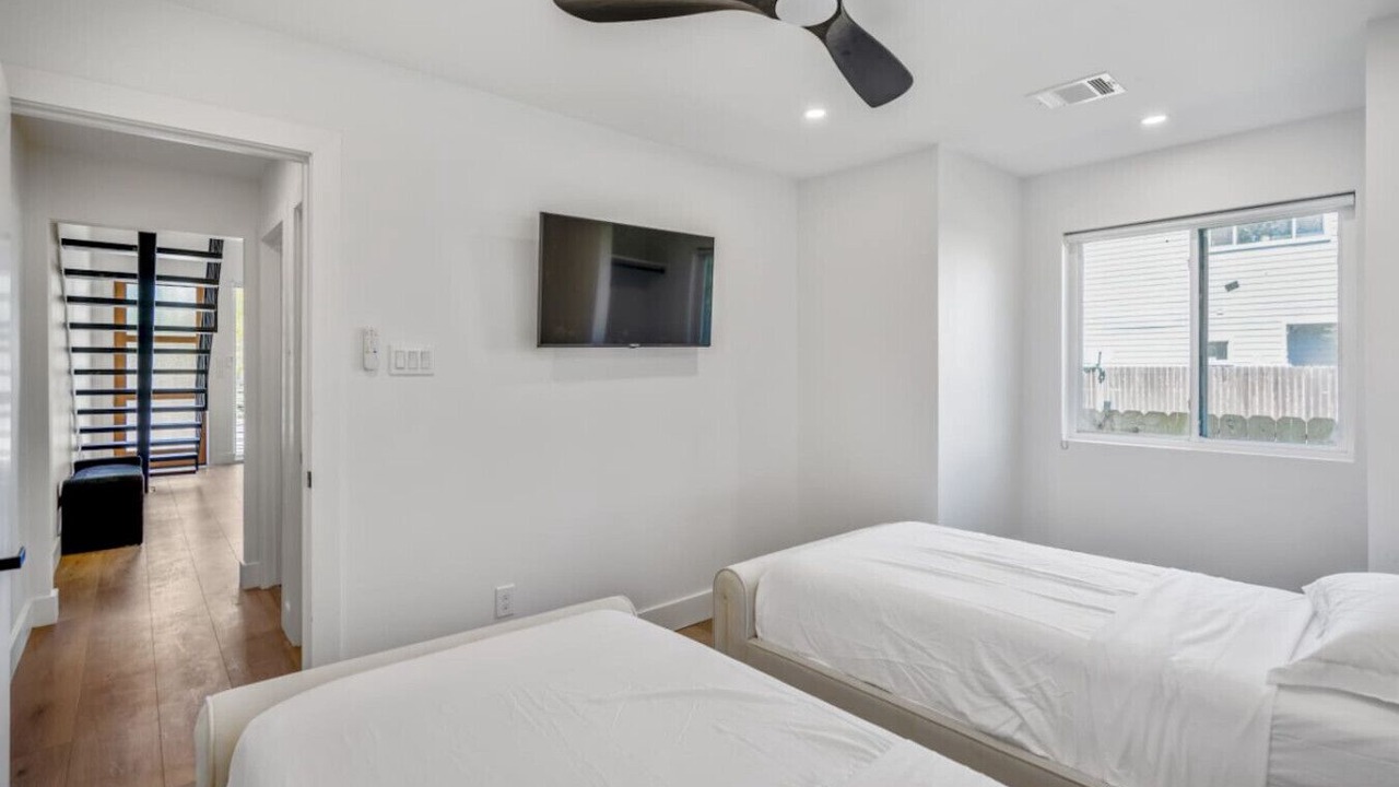 Photo of Bedroom in Greater East End