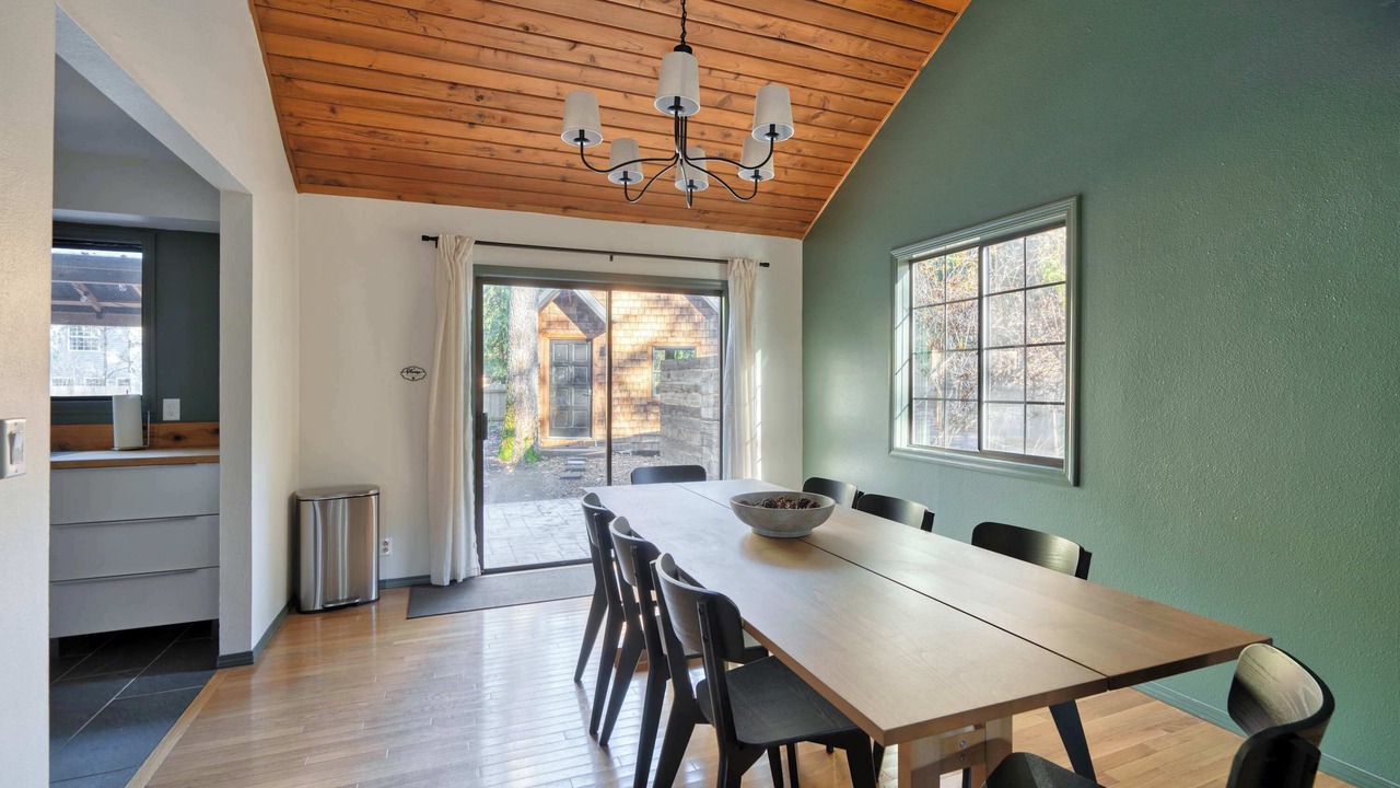 Photo of Others in Brightwood