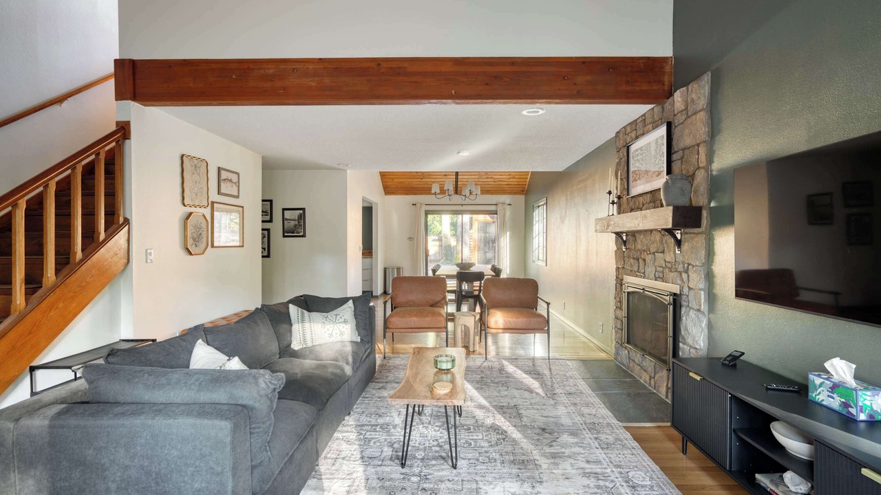 Photo of Livingroom in Brightwood