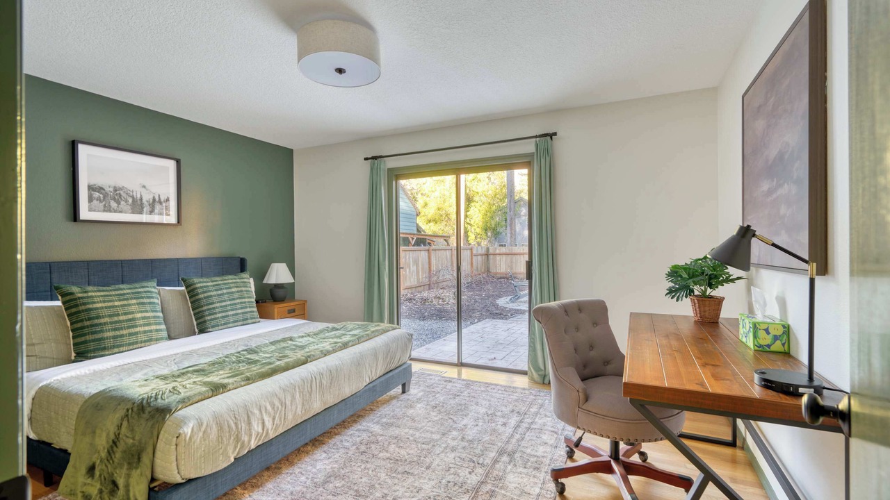 Photo of Bedroom in Brightwood