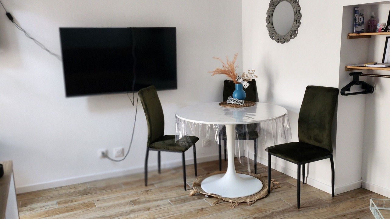 Photo of Others in Ballan-Mire