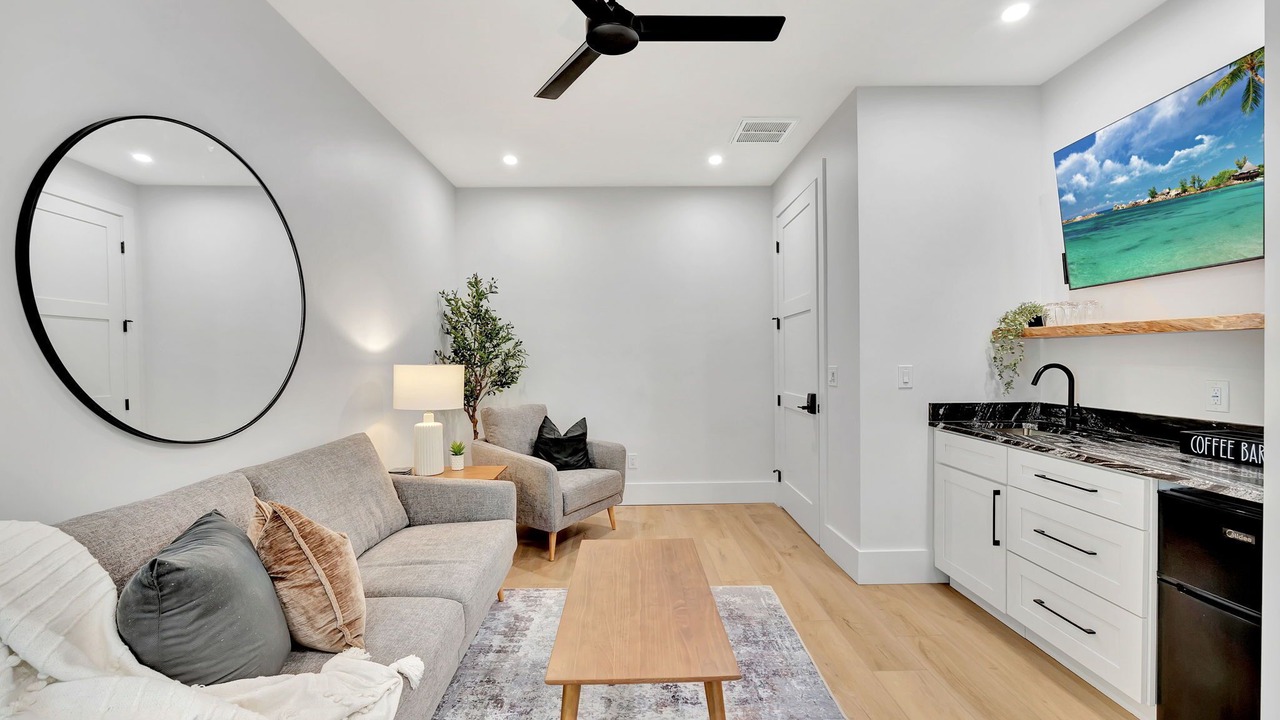 Photo of Livingroom in Downtown Dunedin