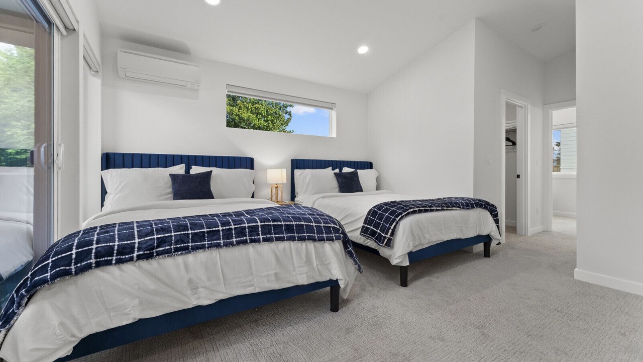 Photo of Bedroom in Loyal Heights
