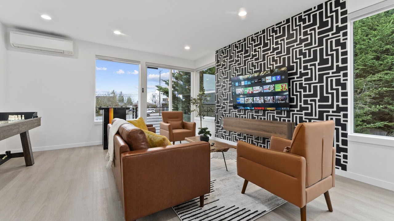 Photo of Others in Loyal Heights