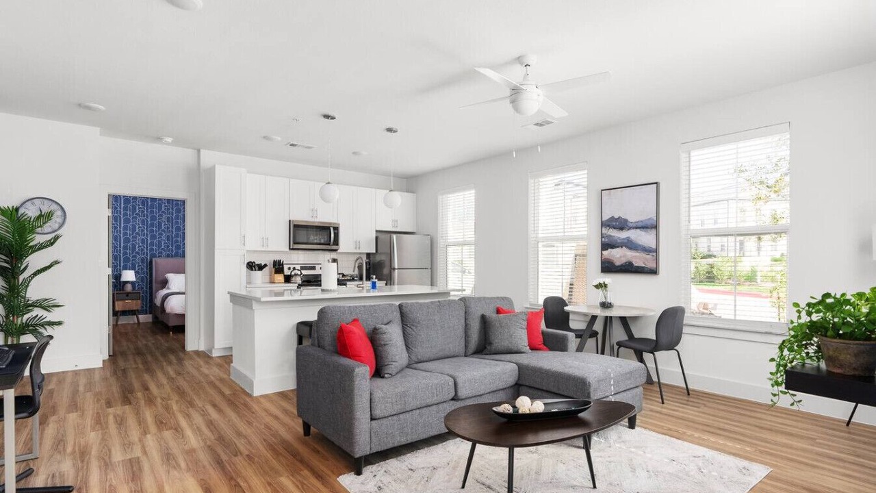 Photo of Livingroom in Pflugerville