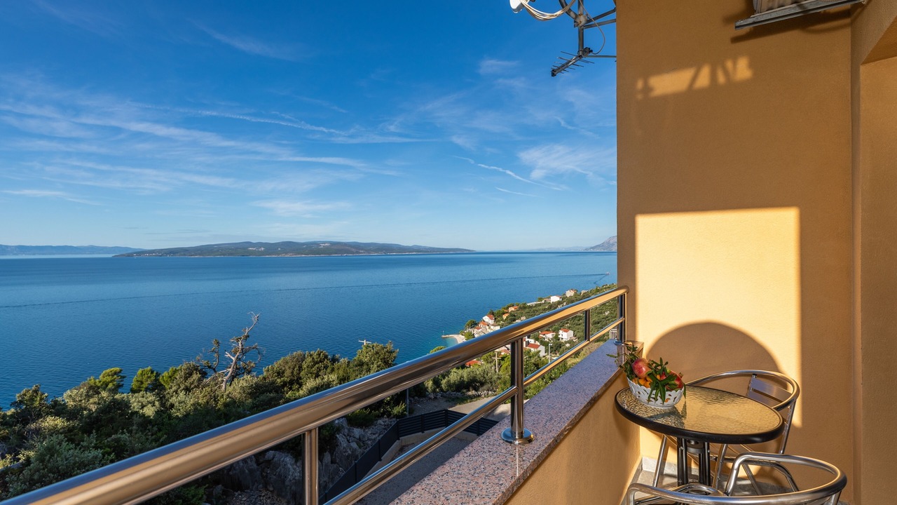Photo of Patio Balcony in Bratus