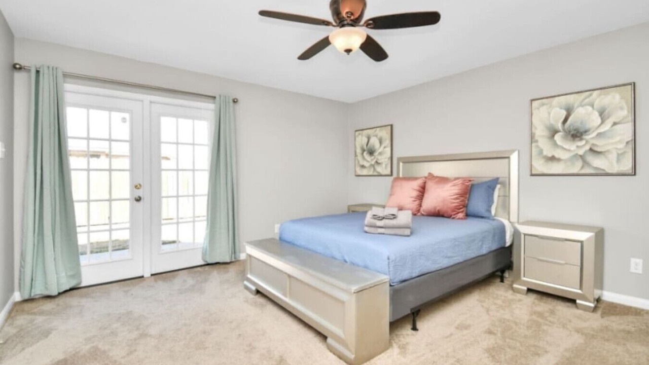 Photo of Bedroom in Iowa Colony
