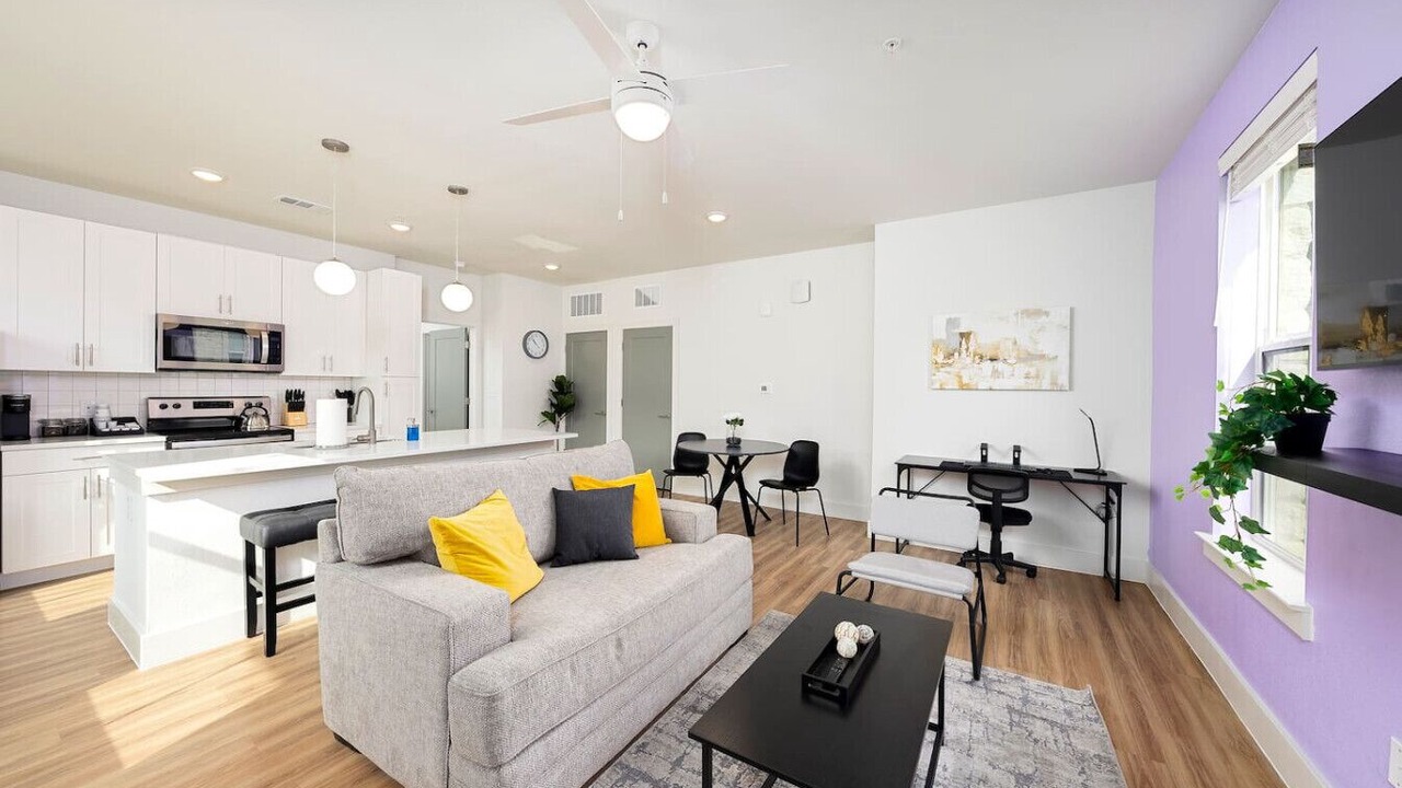 Photo of Livingroom in Pflugerville