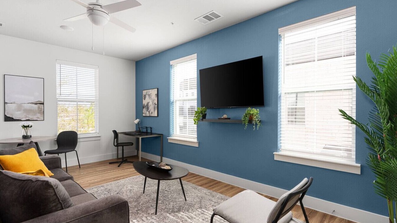 Photo of Livingroom in Pflugerville
