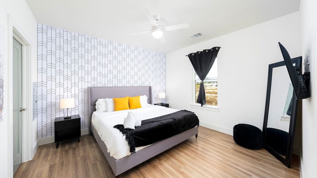 Photo of Bedroom in Pflugerville
