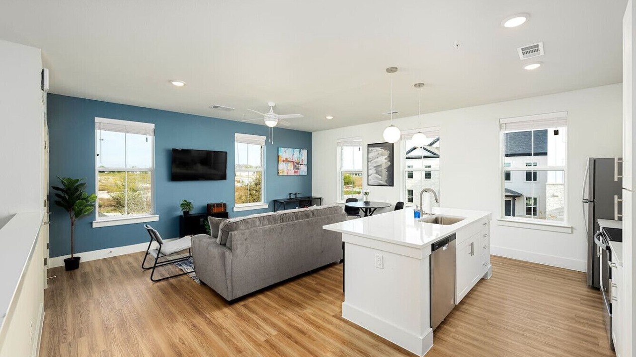 Photo of Livingroom in Pflugerville
