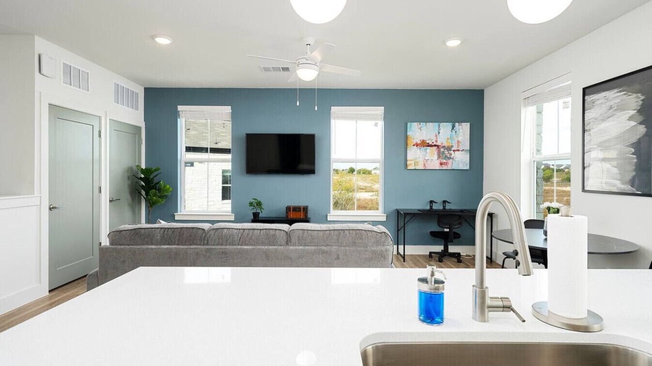 Photo of Livingroom in Pflugerville