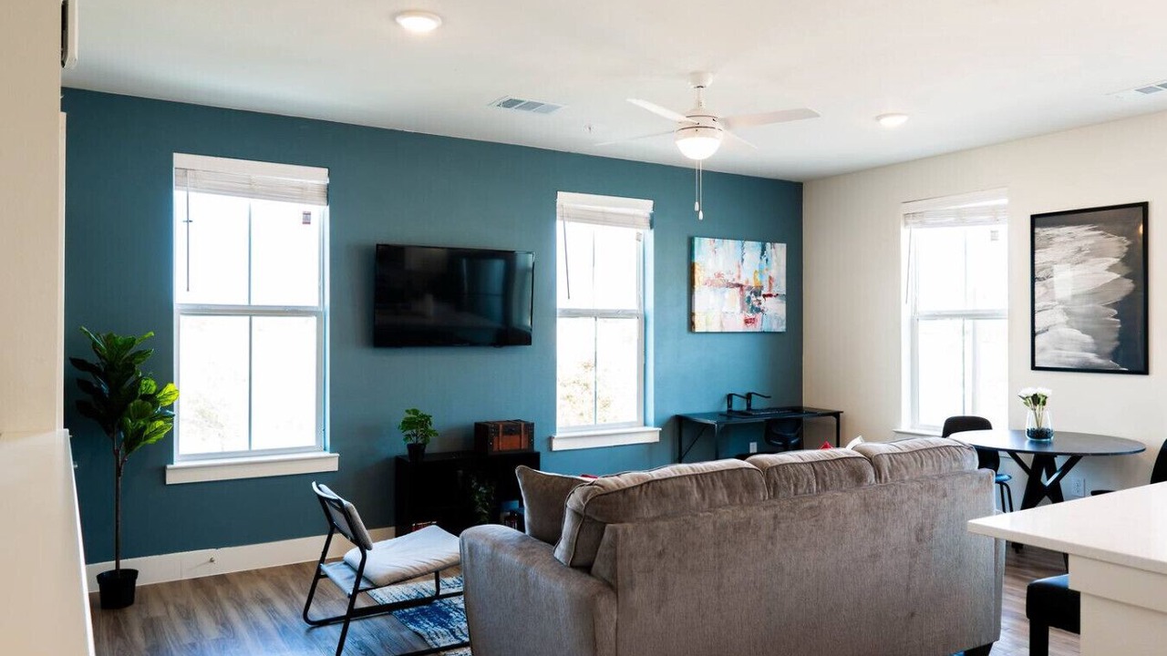 Photo of Livingroom in Pflugerville