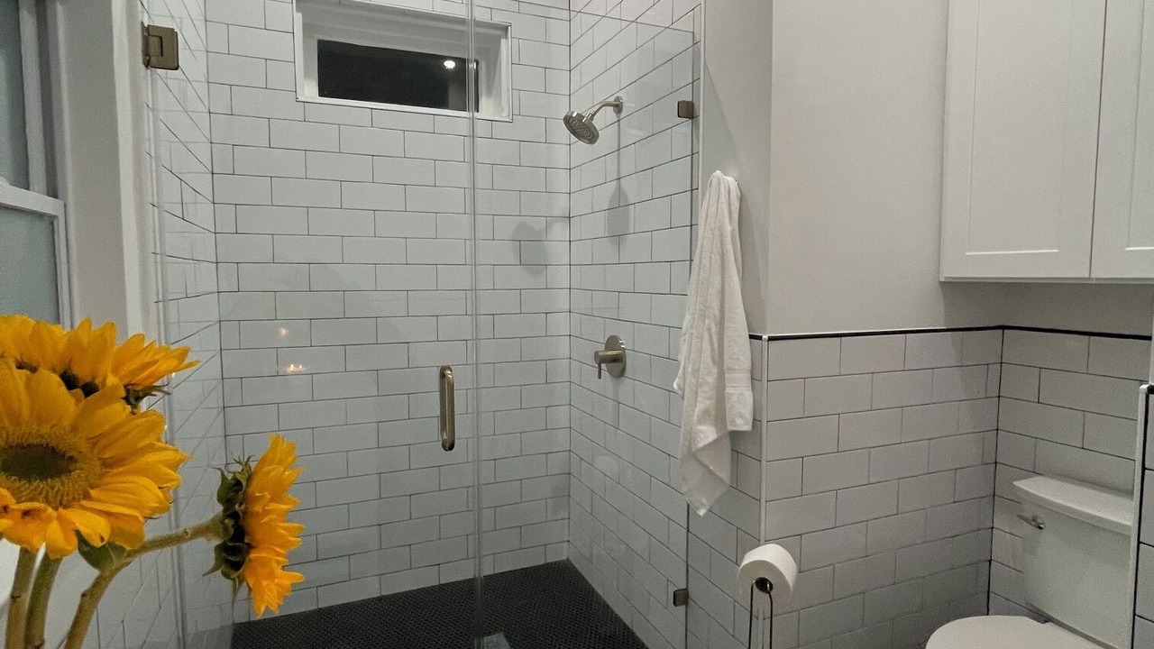 Photo of Bathroom in Mahncke Park