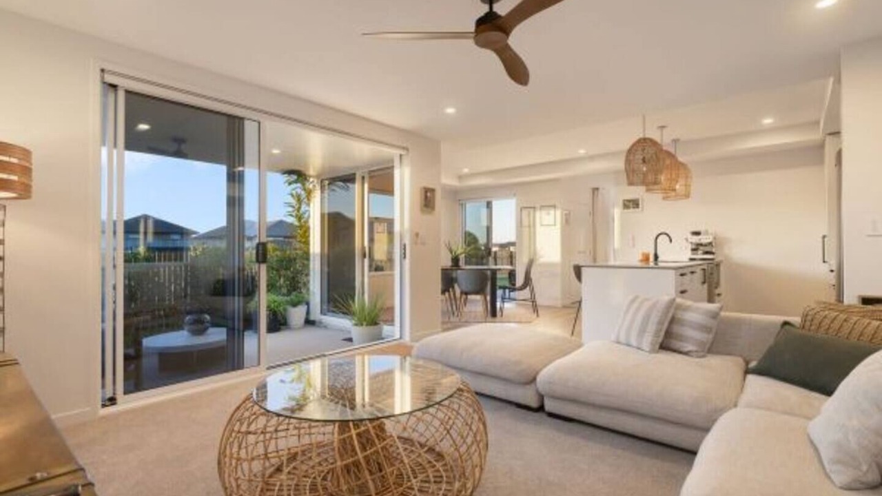 Photo of Livingroom in Papamoa Beach