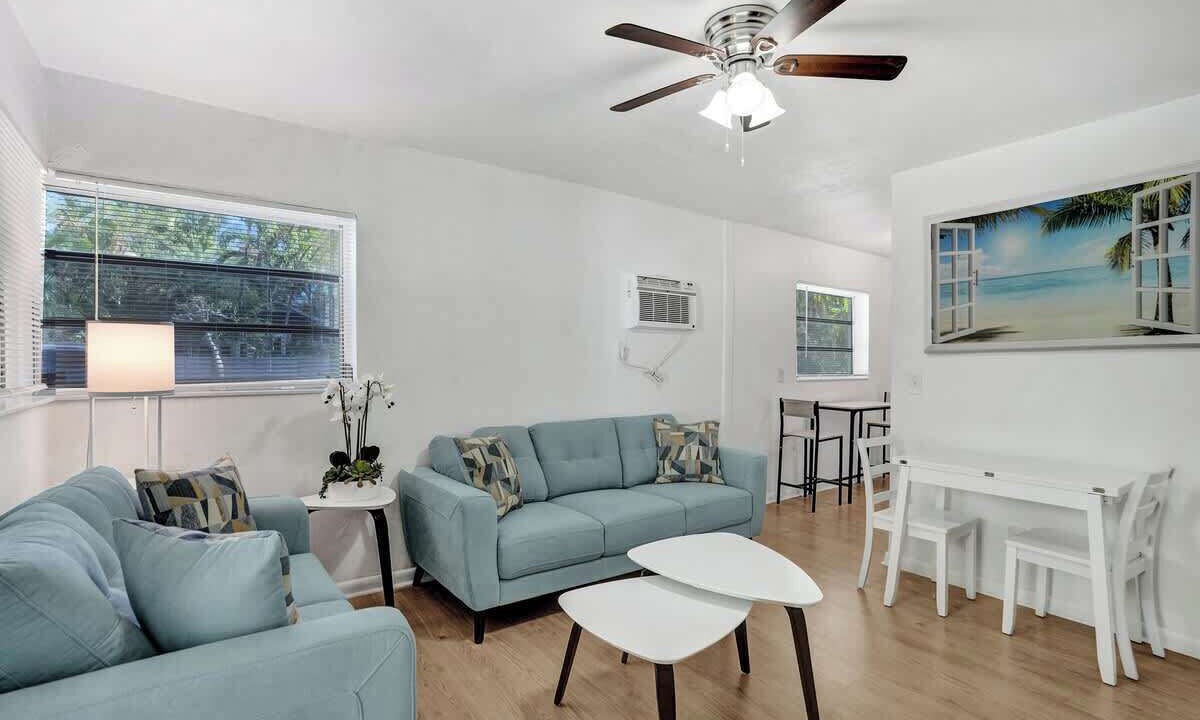 Photo of Livingroom in Riverside Park