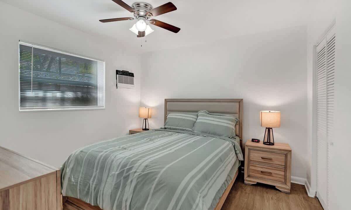 Photo of Bedroom in Riverside Park
