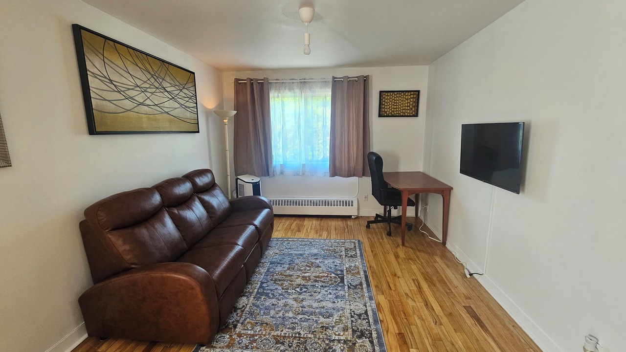 Photo of Livingroom in Sainte-Anne-de-Bellevue