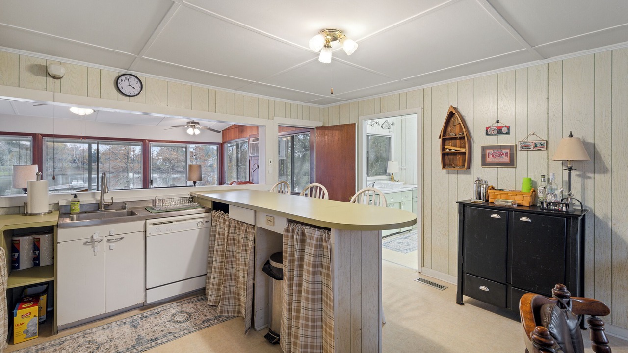 Photo of Kitchen in Acme