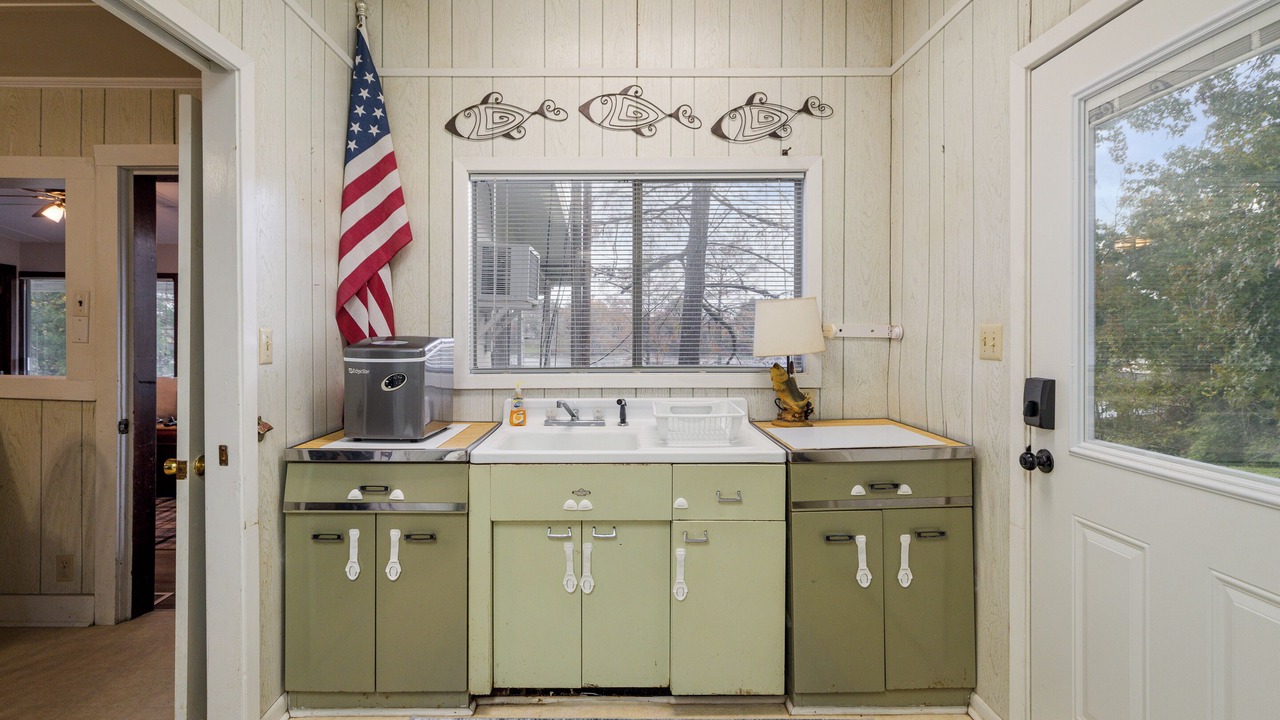 Photo of Kitchen in Acme