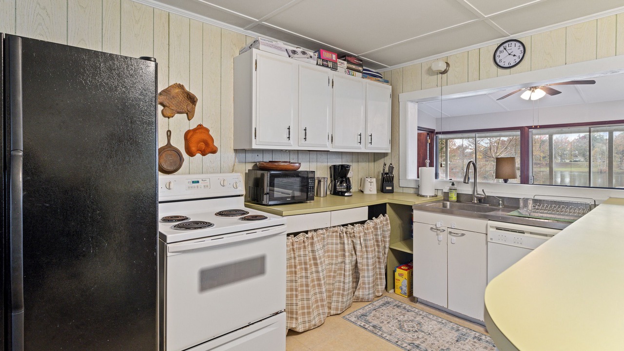Photo of Kitchen in Acme