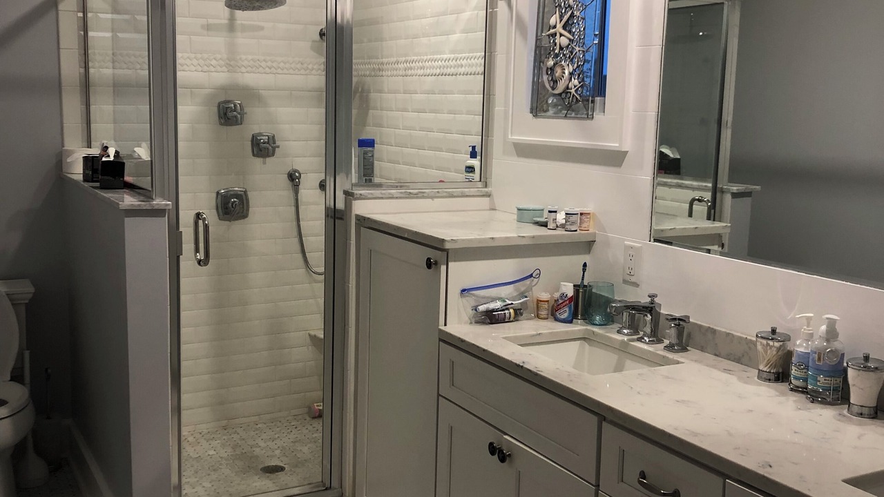 Photo of Bathroom in Normandy Beach