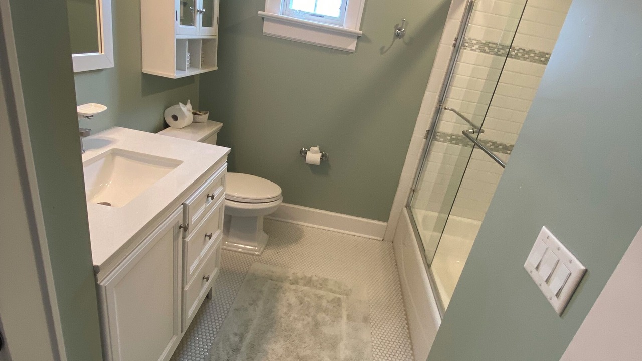 Photo of Bathroom in Normandy Beach