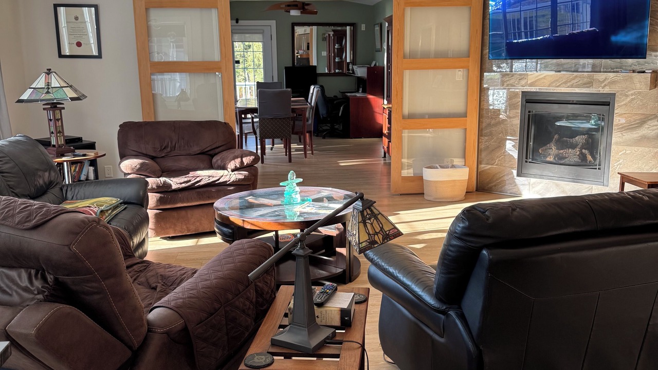 Photo of Livingroom in Port Loring