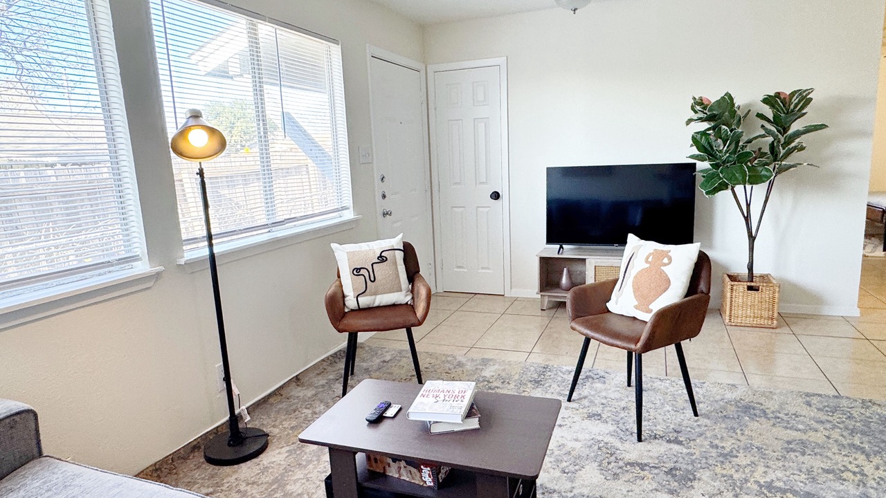 Photo of Livingroom in Franklin Park