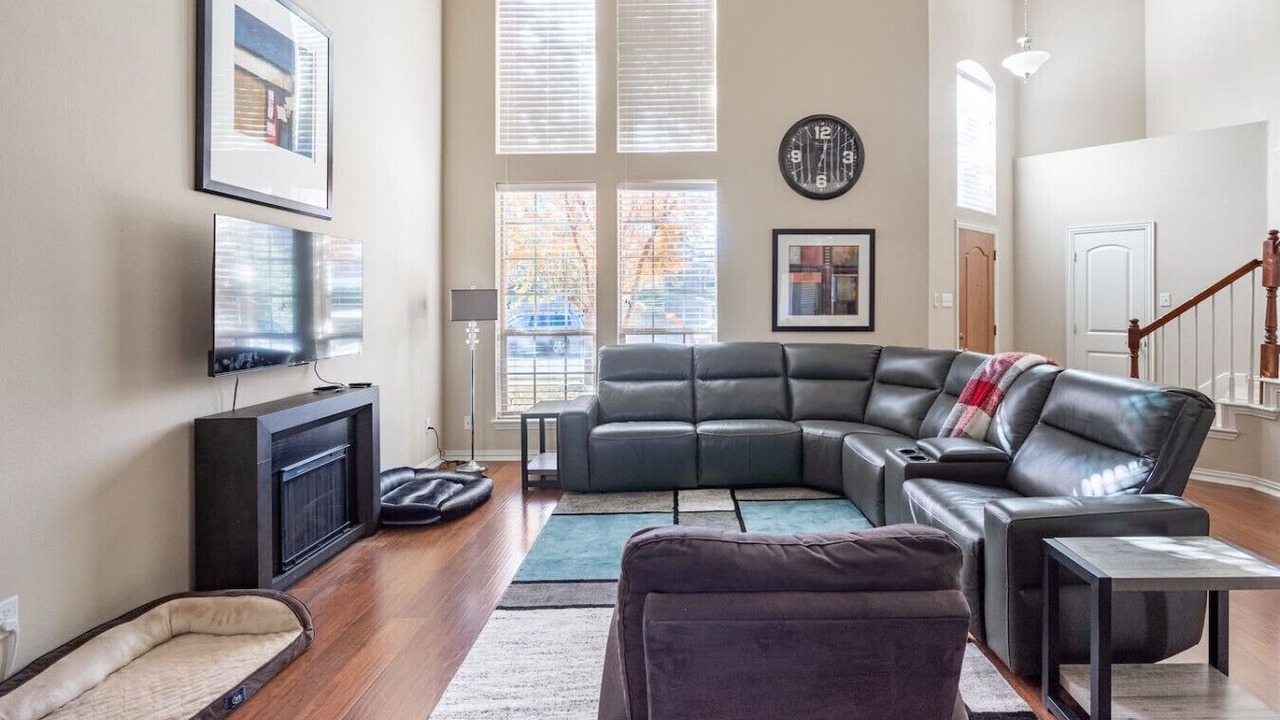 Photo of Livingroom in Irving