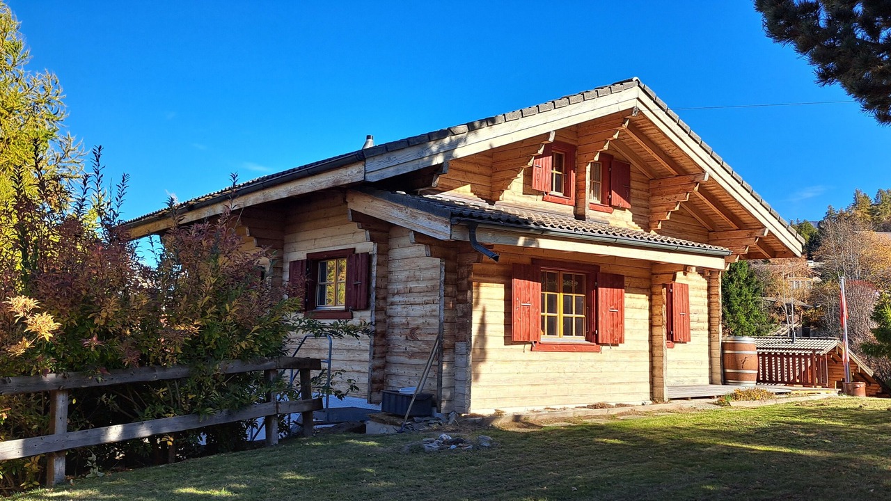 Photo of Outdoor in Saint-Pierre-de-Clages