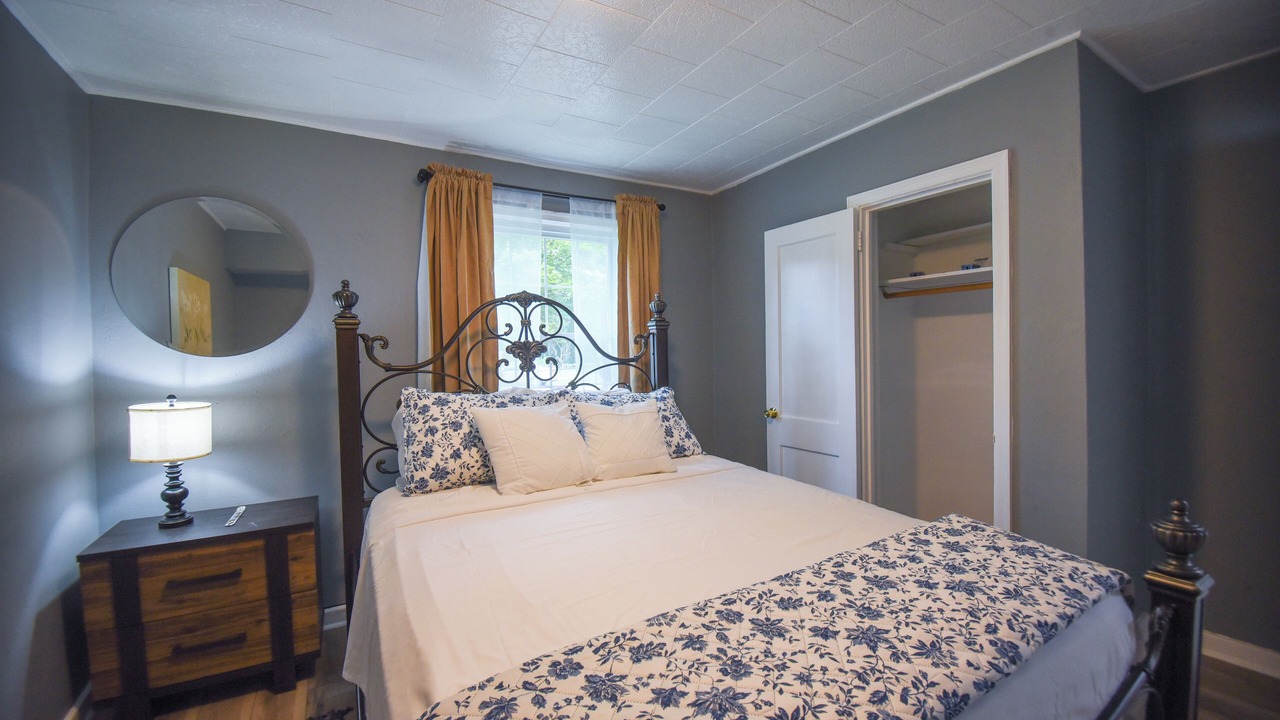 Photo of Bedroom in Northeast Virginia Beach