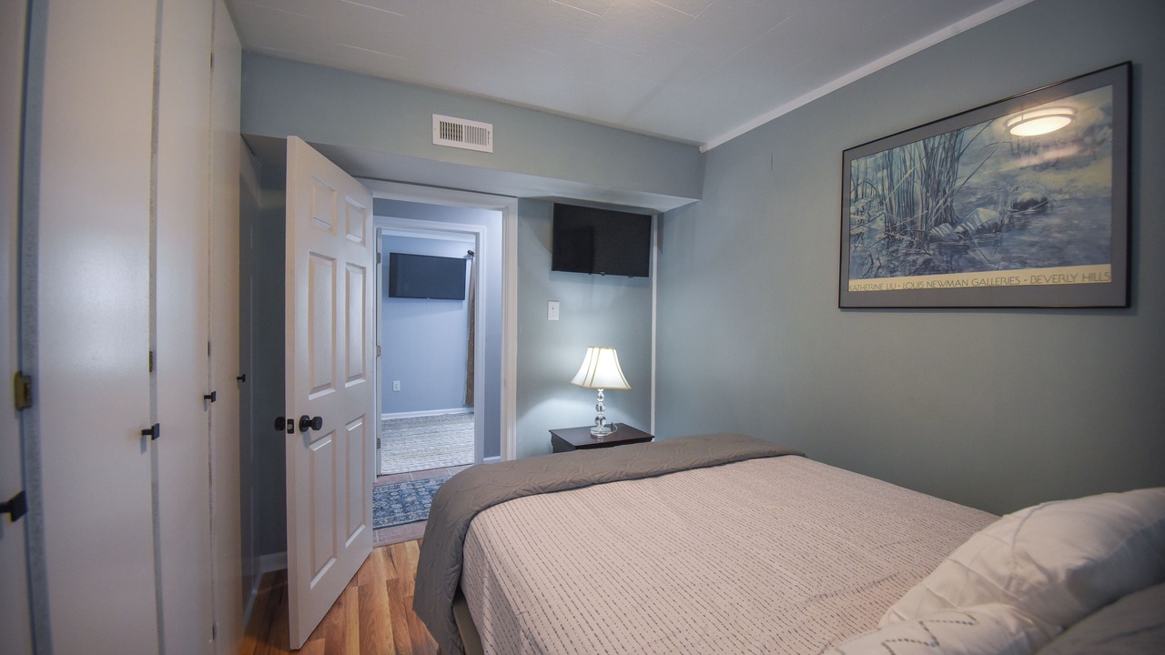 Photo of Bedroom in Northeast Virginia Beach