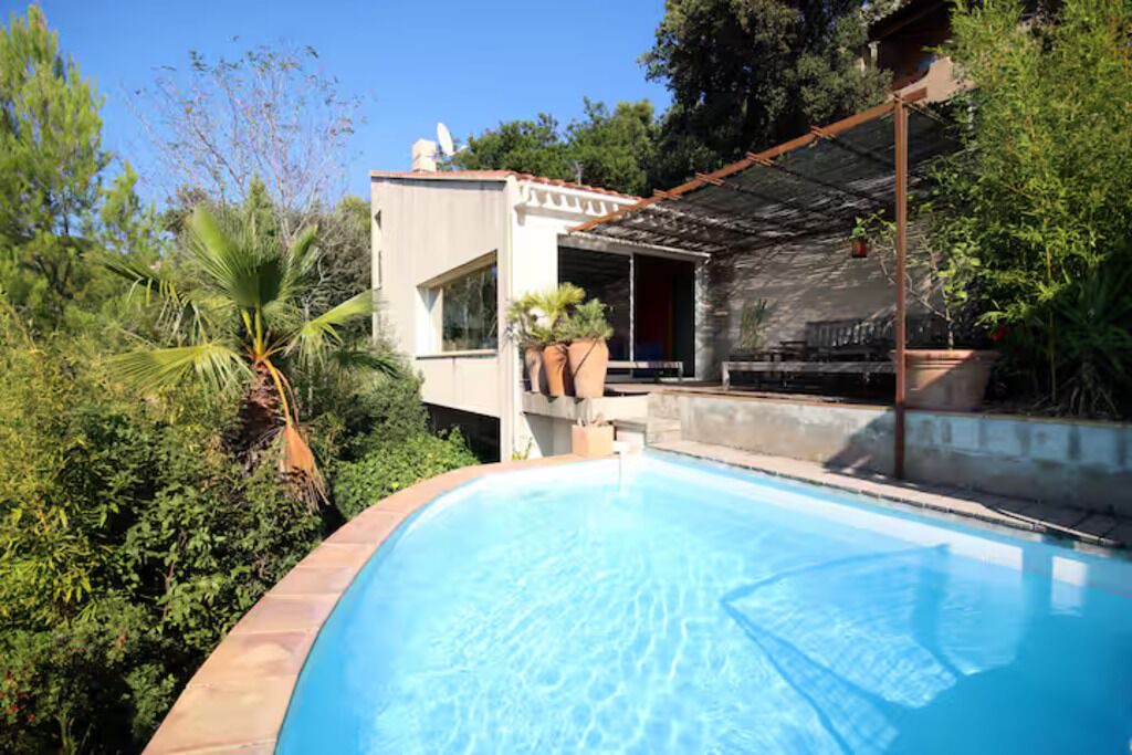 Photo of Outdoor in Hyeres City Centre