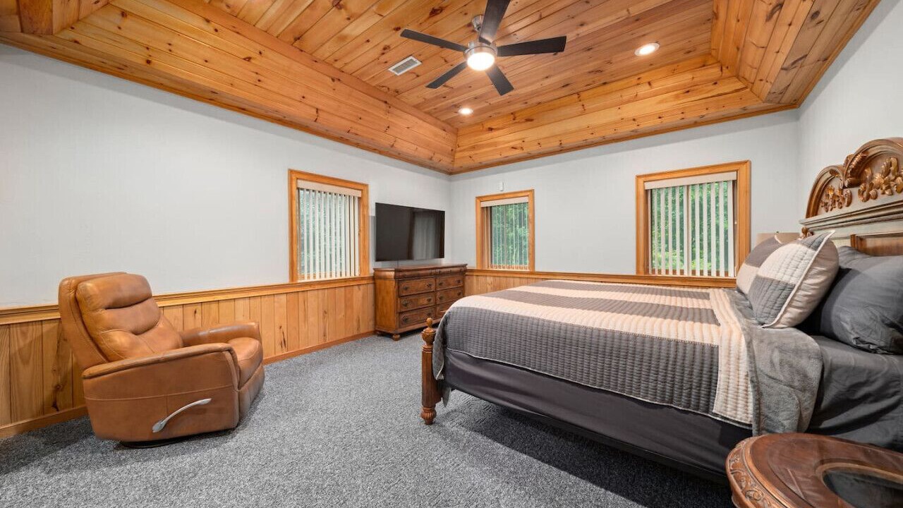 Photo of Bedroom in Bat Cave