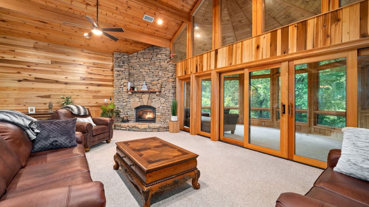 Photo of Livingroom in Bat Cave