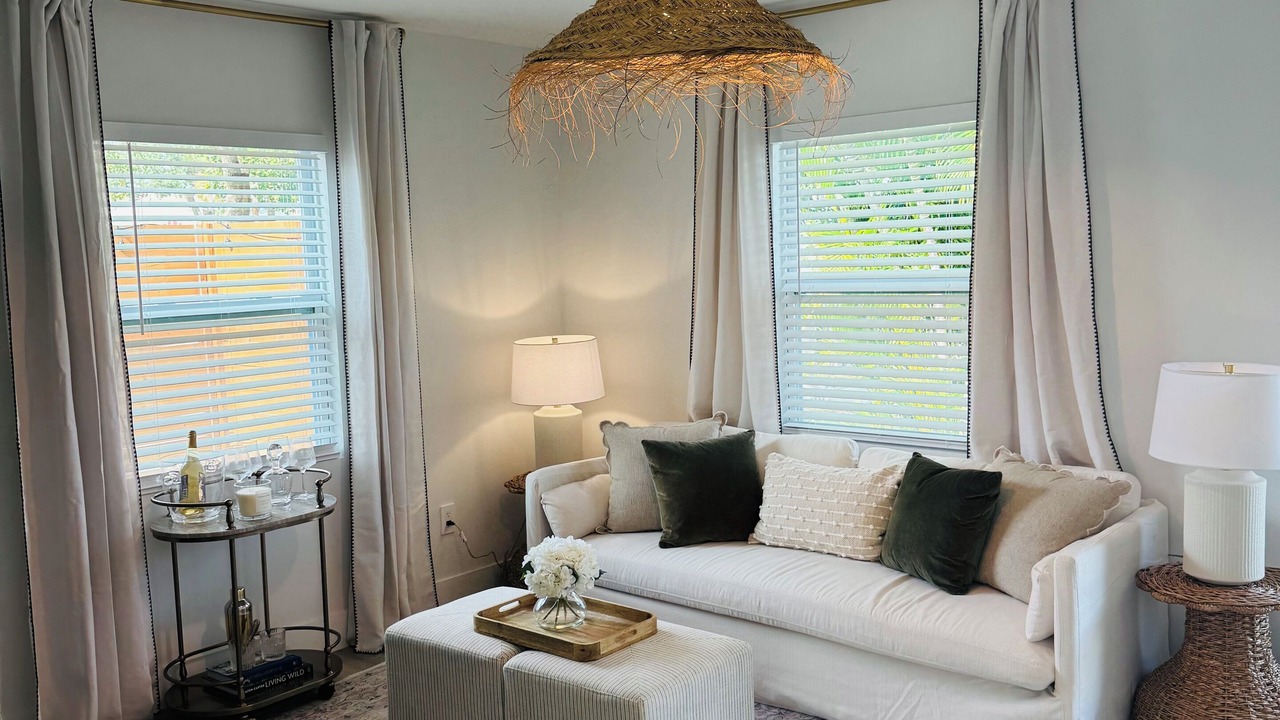 Photo of Livingroom in Pinewood Park