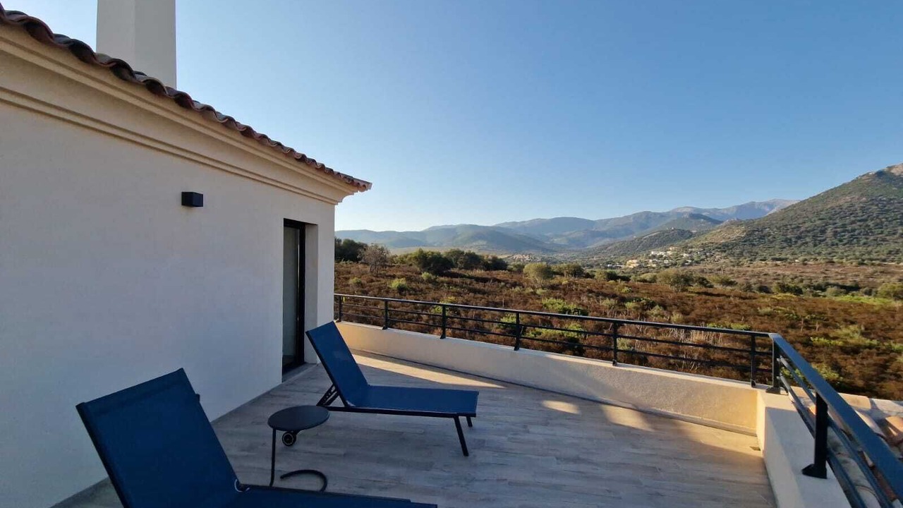 Photo of Patio Balcony in Palasca