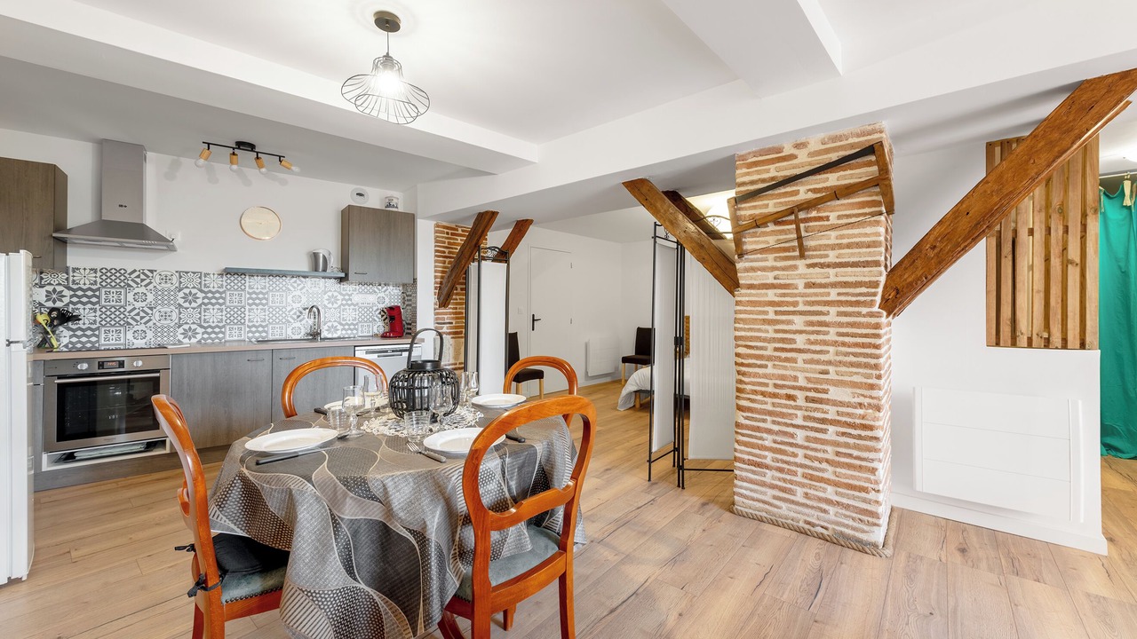 Photo of Kitchen in Castelnau-de-Montmiral