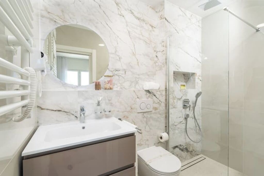 Photo of Bathroom in Gornji Kono