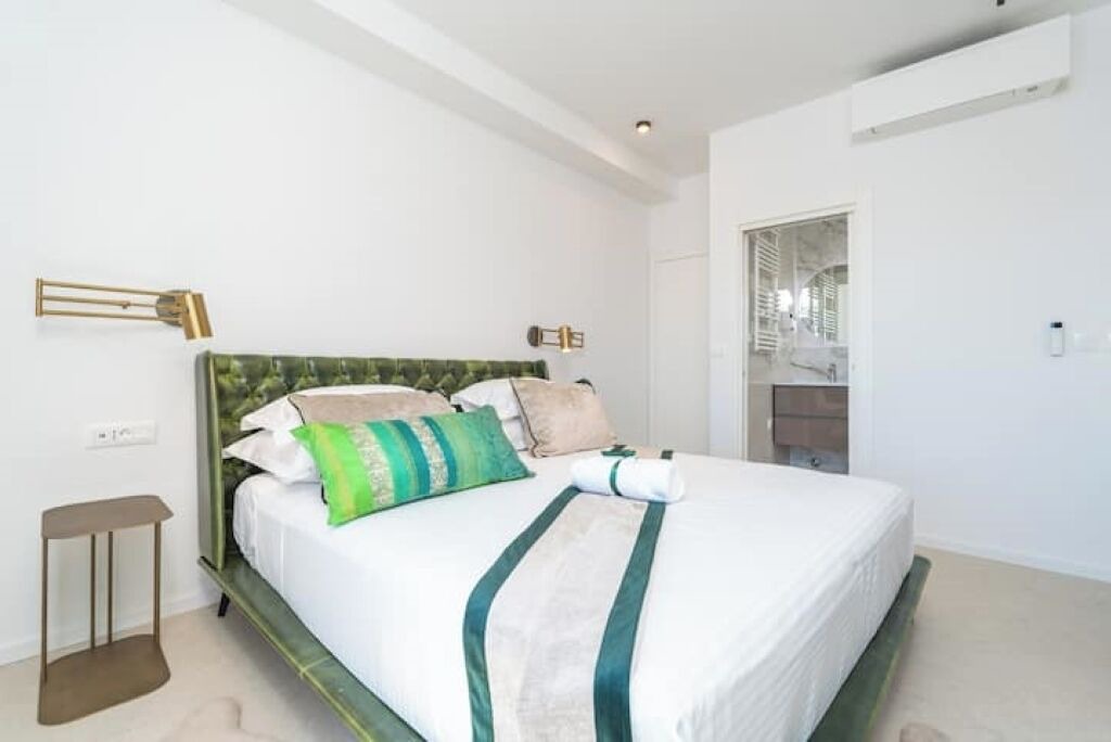 Photo of Bedroom in Gornji Kono
