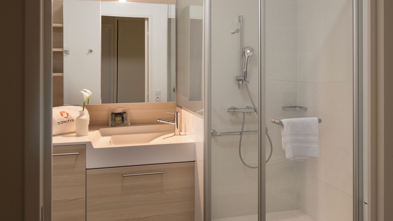 Photo of Bathroom in Saint-Honore - Jeanne d'Arc