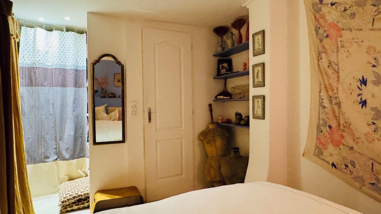 Photo of Bedroom in Quartier de la Chapelle