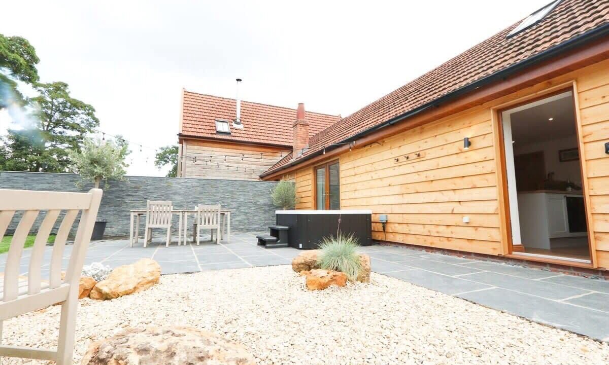 Photo of Outdoor in Olveston