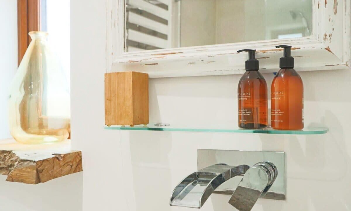 Photo of Bathroom in Olveston